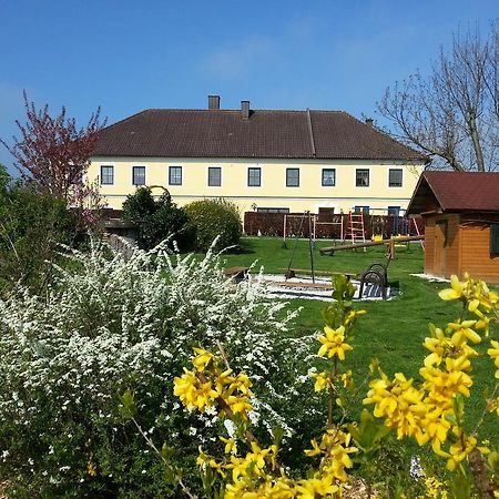 Вилла Familienbauernhof Strassbauer Steinakirchen Am Forst Экстерьер фото
