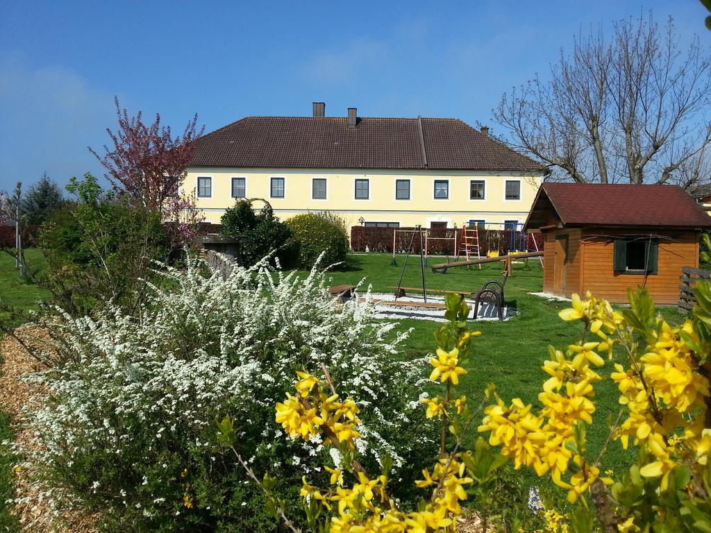 Вилла Familienbauernhof Strassbauer Steinakirchen Am Forst Экстерьер фото