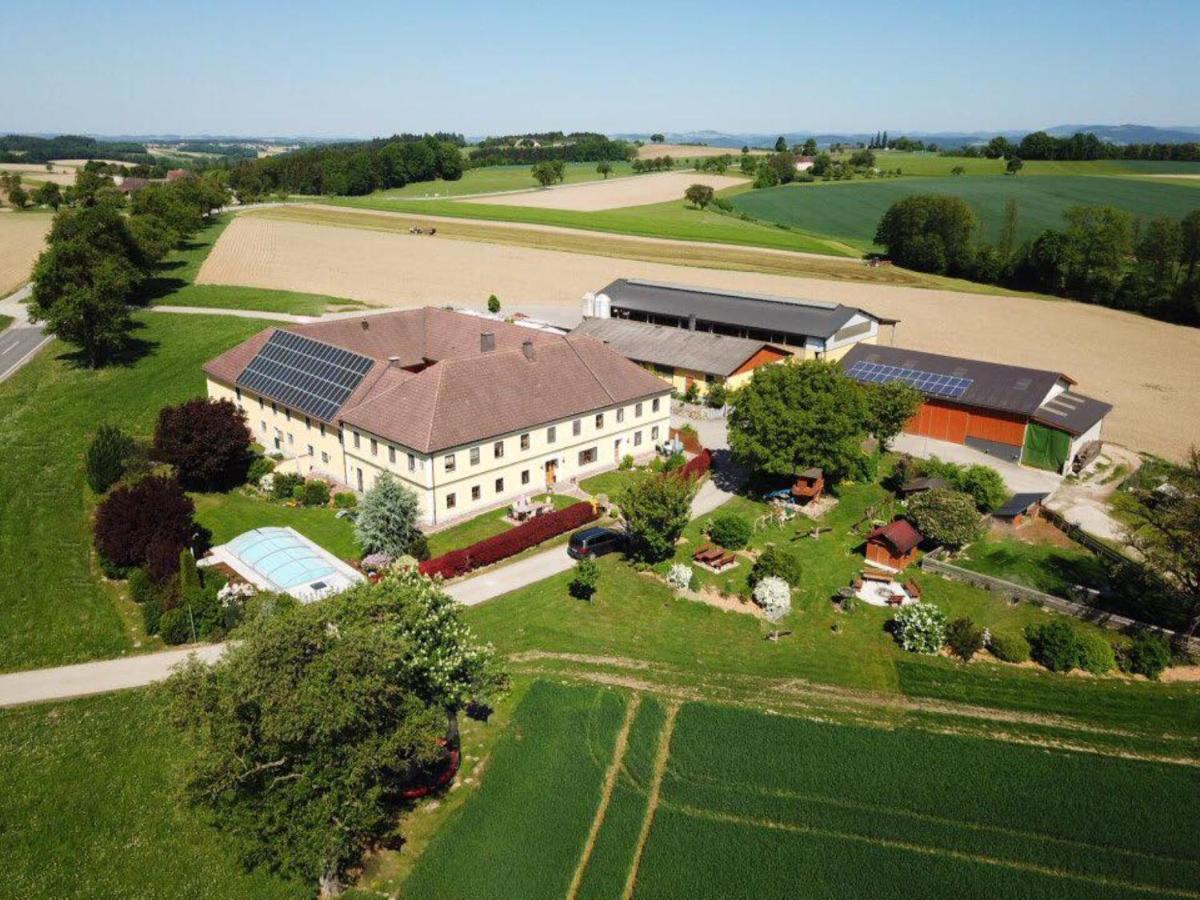 Вилла Familienbauernhof Strassbauer Steinakirchen Am Forst Экстерьер фото